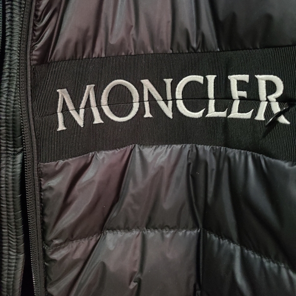 Sold...moncler neveu jacket size 4 - Picture 4 of 9